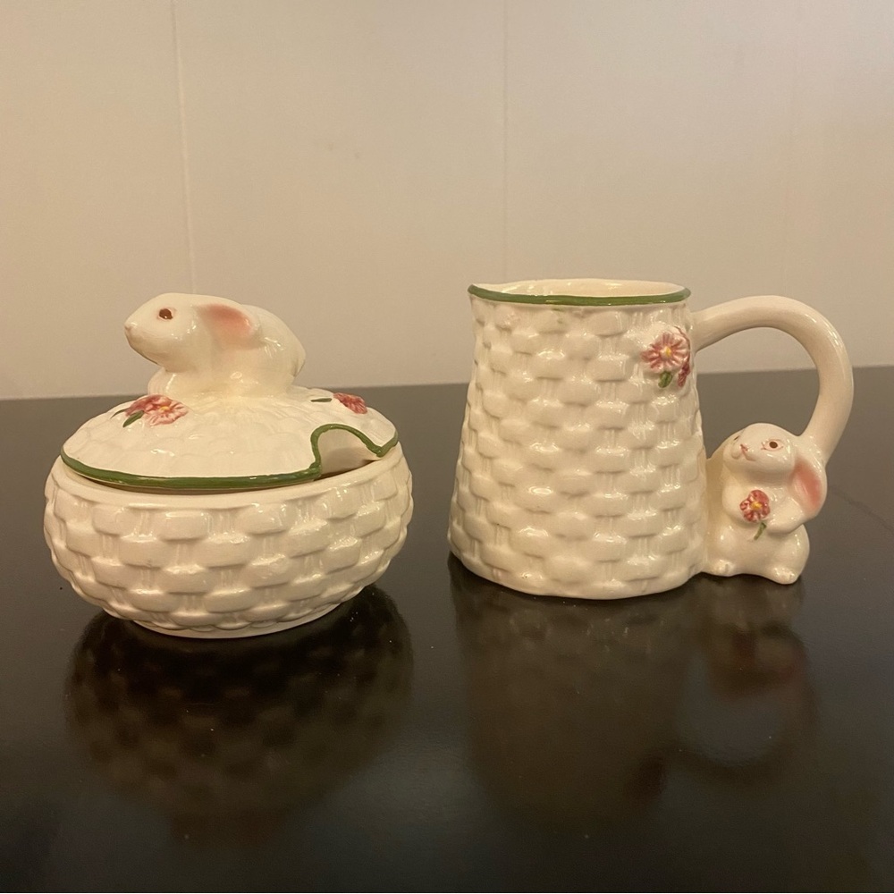 Vintage Avon Springtime Bunny Ceramic Sugar & Creamer Set Basket Weave Pattern
